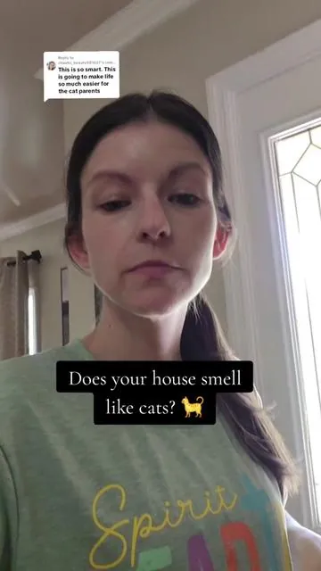 Replying to @chaotic_beauty081627 I can't believe how well this self cleaning litterbox contains the smell and how easy it makes my life!! 👏 #selfcleaninglitterbox #automaticlitterbox #cats #cathealth #catparent 