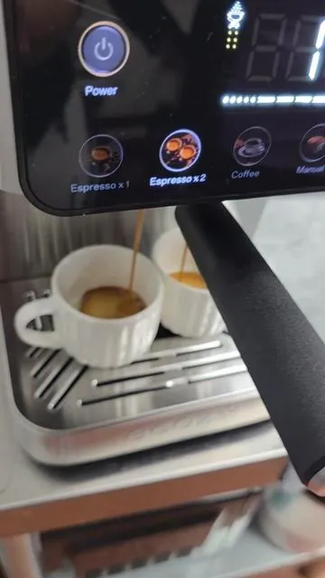Cofetera expresso, un precio increible envio totalmente gratis y una delicia de café, esa espumita que nos da energía a nuestros dias, sin duda alguna te la super recomendado #tiktokchop #tiktokchopcreatorpicks  #cafeteraexpressoocapuccino #paratiiiiiiiiiiiiiiiiiiiiiiiiiiiiiii #tasascaffeexpresso 