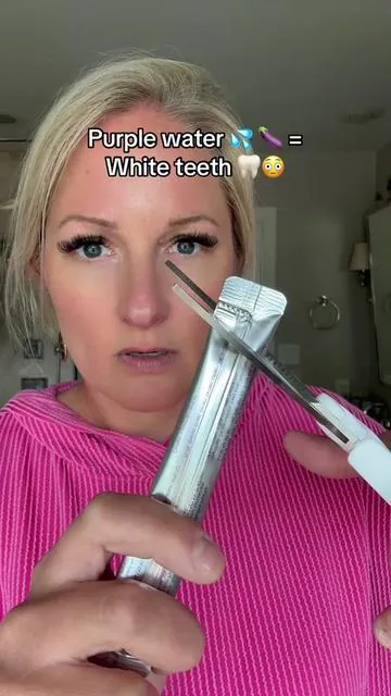 Ngl I’m still blown away 😳 #drdent #teethwhitening #dealsforyoudays #whiteningmouthwash disclaimer: this is my experience. Results may vary. 