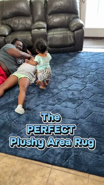 If you are looking for a thick or plush area rug for any space in your home this 9x12 rug is PERFECT! Finding a 9x12 rug for this price is crazy to me’! #thickrug #plushrug #arearug #dealsforyoudays #summerwins 