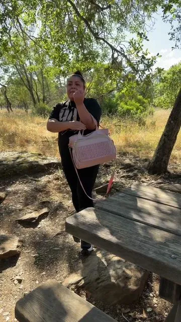 Lonchera con suficiente espacio para trae tu comida 🍱 y también tus accesorios!#lunchbag #lunchtime #lunchbagforwomen #tiktokshopcreatorpicks #SummerVibes 