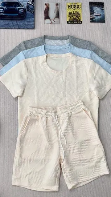 Textured casual men’s outfit, versatile summer essential🩶​#twopieceset #mensfashion #SummerWins #DealsForYouDays #tiktokmademebuyit 