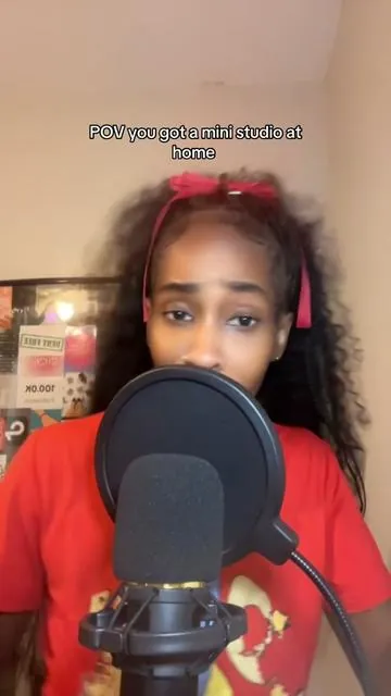 You can’t tell me I ain’t a recording artist nor a professional podcaster with this microphone set up #shopmylink #podcastequipmentbundle #micophone #audiomixer #bundle 