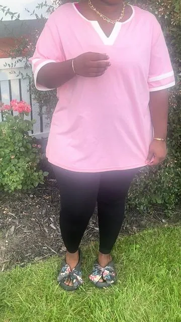Colorblock VNECK Top perfect for summer #colorblocktop #elevatedbasics #summertop #plussize #DealsForYouDays 