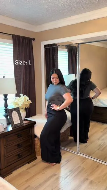 ✨Been loving this shapewear! Literally molds your body and you can’t even tell you’re wearing one under your clothes!! ✨10/10  @SHAPELLX   #shapellx#shapellxshapewear#ShapellxNewArrivals2026#shapellxshapershorts#dealsforyoudays 