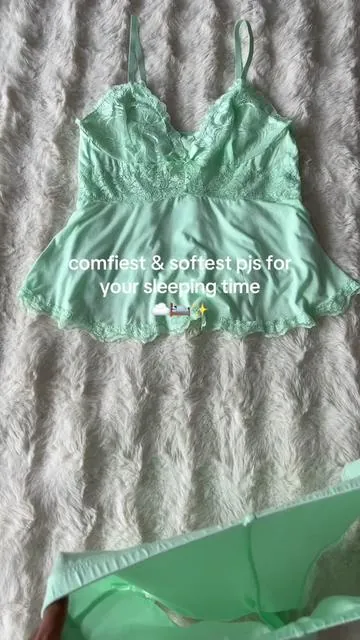 So obsessed with the comfy & stretchy fabric!! #pajamas #sleepwear#pajamaset #matchingset #tiktokshopmemorialday