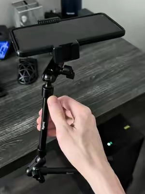 If you want to make content, invest in a good mount! #smallrig #phonemount #creator #tiktokdeals #tiktokmademebuyit 