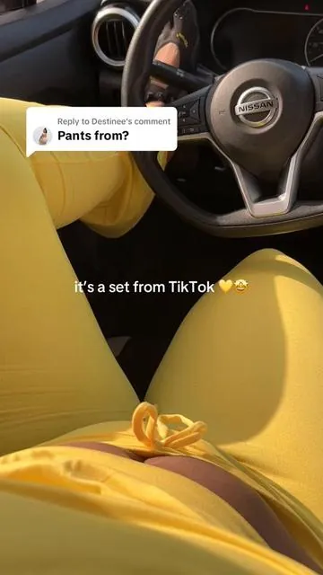 Replying to @Destinee it’s so soft and comfy too 🤩 #fashiontiktok #2pcset #loungewear #tiktokmademebuyit 