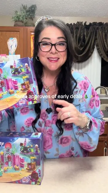 Saving money one gift at a time—future me says thanks 💰🎄 @Bullseye Deals #lego #disneyariel #dealsforyoudays #tiktokshopcreatorpicks #laurensshoppicks 