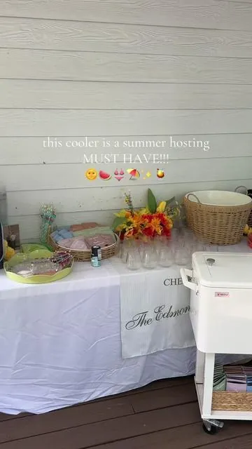 this rolling cooler makes hosting so much easier!!!! it fits SO much stuff ⛱️✨🍉🥂 you 10/10 need this!!!!! #cooler #hosting #hostingtips #homedecor #homeinspo 