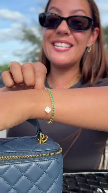 Este tennis bracelet era todo lo que le faltaba a mi colección de PAVOI 💗 ahora la necesito en todos los colores ✨ #pavoi #pavoijewelry #tennisbracelet #emerald #tiktokshopdealsforyou *results may vary *oferta limitada