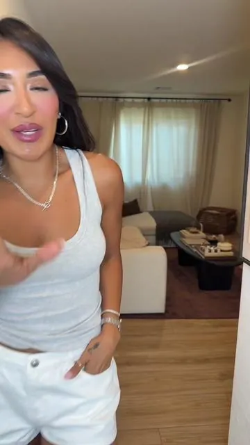 7648797089857621261