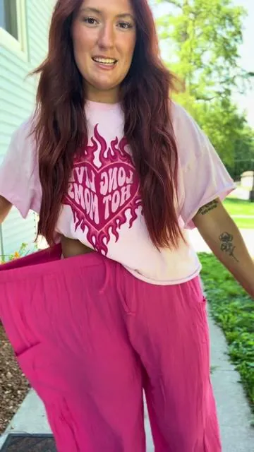 This pink for summer😍💖 #midsizefashion #summeroutfits #comfypants 