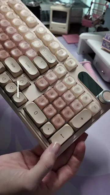 —.✦ 🌹Rose Ash is still available!!  The new Furycube IP98 Foundation keyboard in the Rose Ash colorway is SO popular that it already sold out!  But GOOD NEWS – the Pro wireless version is still available. And trust me, this one is going fast… it’s still my most popular keyboard. 🛒 Grab it while you can!  ##furycube##keyboard##SummerVibes##dealsforyoudays##ip98 @@FURYCUBE Local