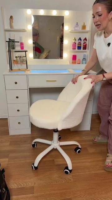 Swivel Vanity Chair with Wheel @Raybee Home #weeklydeals #TikTokShopSummerTurnup #summerwins   #dealsforyoudays   #SummerVibes 