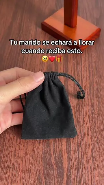 Un llavero romántico para novio, esposo, prometido o esa persona que nunca quieres perder. #teamoregalo #llaveroparanovio #regaloromantico #regaloparael #tiktokshop 