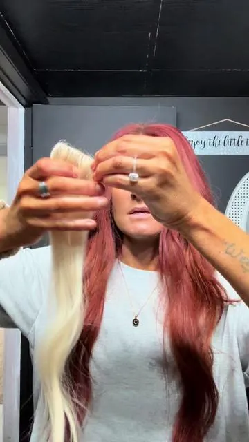 #halfandhalfhair #halfhair #redandblondehair #redhair #hairthinning @WENNALIFE @wennalife_official 
