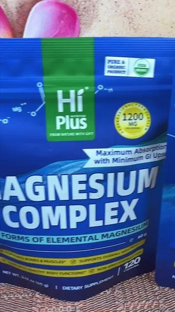 Why do you ignore magnesium when you love to wear beauty?👀#magnesium #womenshealth #magnesiumcapsules #SummerWins #magnesiumcomplex 