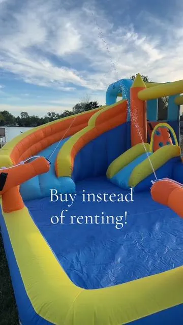 You’re not going to hear “I’m bored” with this! Don’t waste money on renting when the price to buy is absolutely amazing! #bouncehouse #inflatable #waterslide 