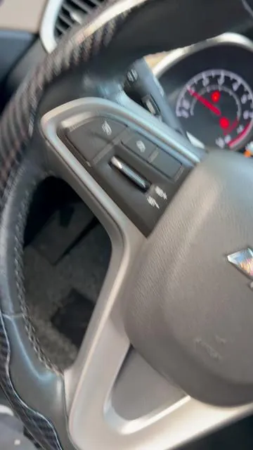 Please make sure your car supports wired Carplay or Android Auto before placing an order💕#tiktokshopsummerturnup #tiktokshopcreatorpicks #wirelesscarplay #wirelesscarplayadapter #cartok 