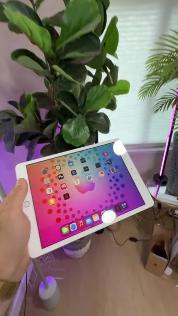 🍏 Upgrade your tech without breaking the bank! These refurbished 9.7” iPads are fully tested, available in multiple colors, and come bundled with the accessories you need. Great for kids, school, travel, or everyday use. #AppleDeals #iPad #TechFinds #RefurbishedApple #TikTokShopFinds