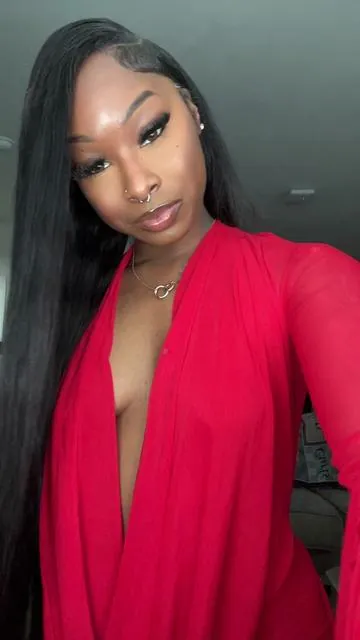 yall swear im gatekeeping this dress lol 
