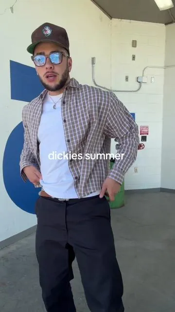 dickies are goated ngl ( Size 34x34 6’0 190 )  #fyp #dickies #summeroutfits #fypシ 