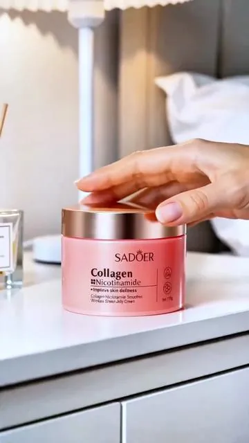 Its lightweight, jelly-like texture absorbs effortlessly, while Niacinamide works to brighten and revitalize the skin. #refreshingskincare #hydrateandbrighten #skincare #tiktokshop #fyp 