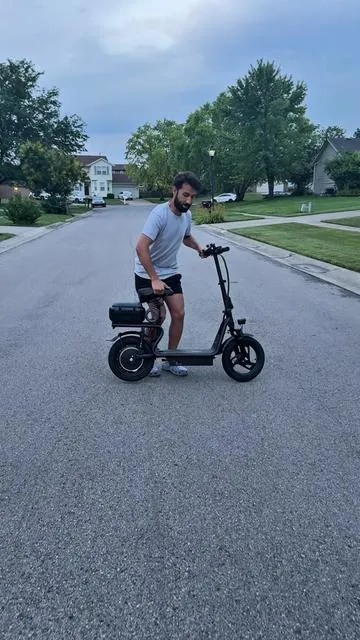 Electric Scooter with seat!!#seatedscooter #scooterwithseat #creatorsearchinsights #escooters #comfortable 