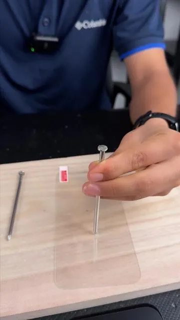 Hay menos arañazos, y la textura del teléfono móvil es avanzada⚡ HD, antiarañazos, suave en su lugar a la vez#tiktokshop #iphone #fyp #Transformersprotectivefilm 