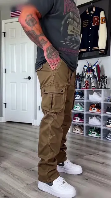 Trendy Multi-Pocket Cargo Pants Dominate Men’s Street Fashion#tiktokshop #menfashiontips #summervibesonly #springglowup #fyp 