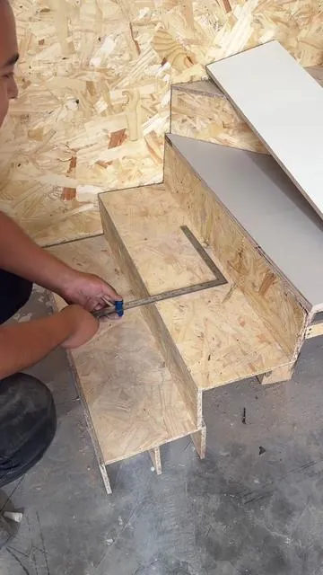 Convertí mi escuadra en una guía de corte perfecta#dealsforyoudays #fathersdaygift #diytools #diy #summervibes 