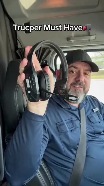 Check out this amazing **Bluetooth headset**! It offers **55 hours of talk time**, **65 hours of music time**, and **108 days of standby time**. It's perfect for truckers and people who need extended use. Grab this headset now! Link in the video. #headphonesbluetooth #bluetoothheadset #samsungheadphones #headphonesreview #hiddenheadphones #boneconductingheadphones #lightweightheadphones #bluetoothheadphone #headphonesforwork #powerbankheadphones