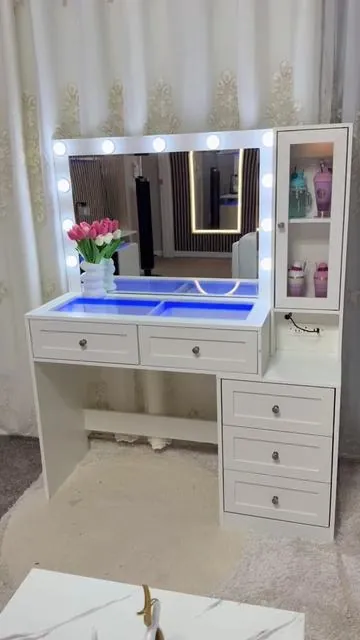 Vanity mirror#tiktokshopcreatorpicks #vanitymirror #vanitymakeup #paratiiiiiiiiiiiiiiiiiiiiiiiiiiiiiii #vanityorganization 