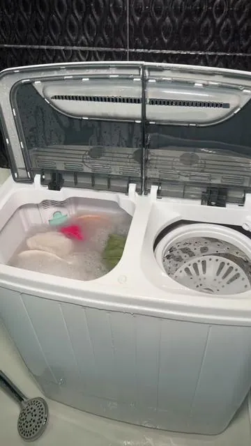 Lavadora portátil con centrifugado. Ideal para apartamentos, dormitorios y espacios pequeños.@INTERGREAT #PortableWasher #LaundryHack #smallspaceliving #tiktokshopstockup #summermusthaves 