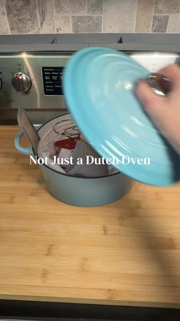 Enameled cast iron Dutch oven bread baking kit with proofing basket and bread making tools. Perfect starter set for homemade sourdough and artisan bread baking. #dutchoven #breadbaking #sourdough #homemadebread #dealsforyoudays @jinzhou shop 
