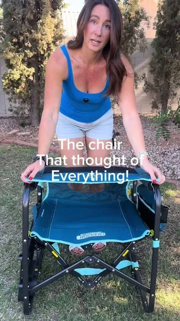 The new stowaway rocker by GCI seriously has everything!! #gci #gcirockingchair #rockingchair #ad #outdoorrockingchair 