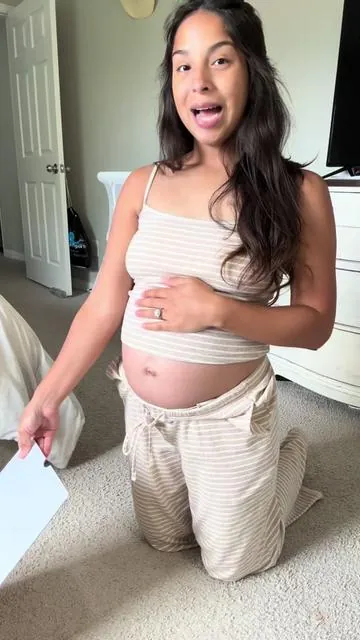 I found a YouTube video to follow for sciatica relief😌  #pregnantmom #pregnancy #birthprep #pregnantlife #momof3 