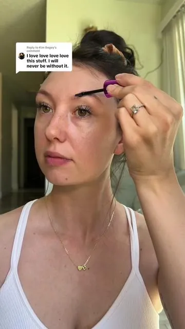 Replying to @Kim Begey never misses ☺️✨ #makeup #eyebrow #eyebrows 