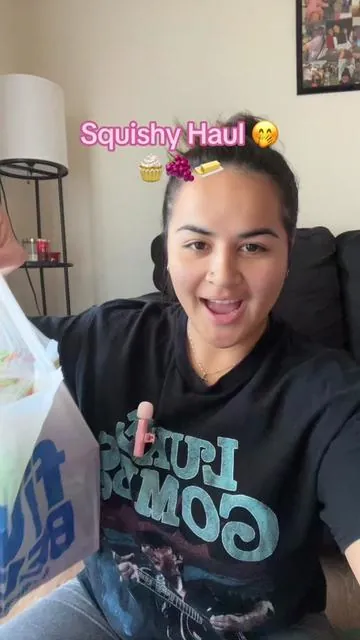 I’m so happy with my finds!!! 🤭😆🧁🍇🧈 #squishy #fivebelow #squishyhaul #cupcakesquishy #grapesquishy #buttersquishy #squishytoy #wirelessmicrophone #pinkmicrophone 