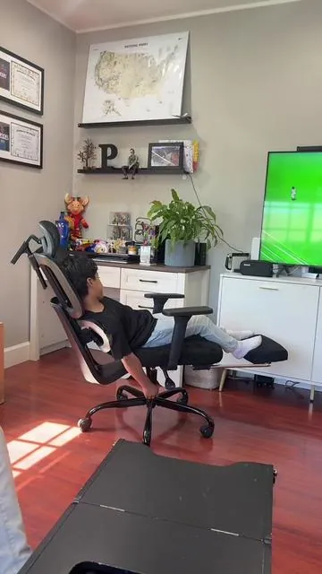Una silla ergonómico a un excelente precio. #ergonomicchair #officechair #gamingchair #dealsforyoudays #furniture 
