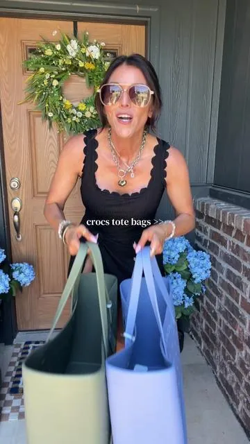 Lightweight, waterproof, easy to clean, and roomy enough for all the essentials! @Crocs #crocsbag #summeressentials #beachbag #tiktokshopsummerturnup #totebag 