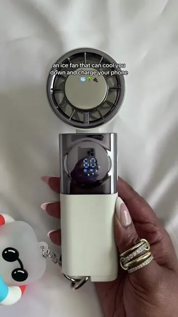 If you’re tired of fans blowing warm air on you, get this portable ice fan! #portablefan #portableminifan #minifan #dealsforyoudays #summerwins 