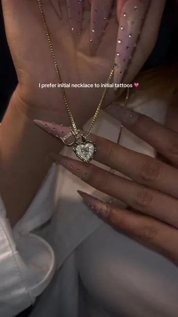 My heart ❤️ #jewelry #daintyjewelry #initials #heart #necklace #love #cute #girlsdream 