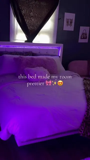 my room is so girly now✨🎀😍#floatingbedframe #blingedout #dealsforyoudays #girlyroom #girlythings 