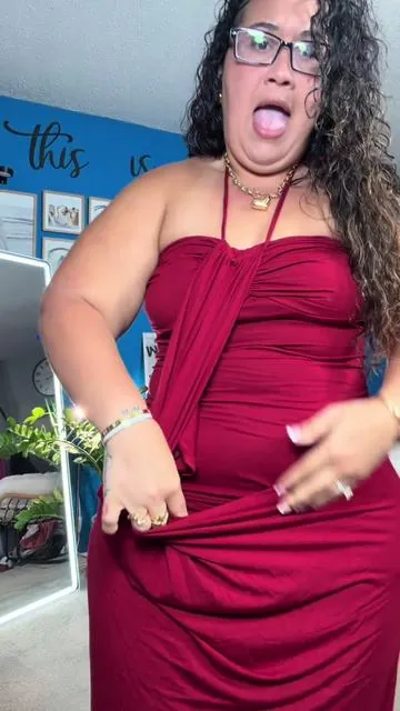 Hide the tummy and smexxxxy #halara #dress #halterdress #bodycondress #summerdress @Halara 
