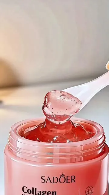 Its lightweight, jelly-like texture absorbs effortlessly, while Niacinamide works to brighten and revitalize the skin. #refreshingskincare #hydrateandbrighten #skincare #tiktokshop #fyp 