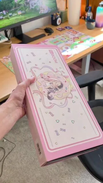 FROG KEYBOARD SURPRISE 😲 🐸 ft @KiiBOOM  #customkeyboard #keyboard #froglove