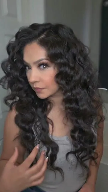 step by step how I get these perfect beach waves 🧜‍♀️🧜‍♀️ @SHEGLAM @SHEGLAM HAIR #sheglam #sheglamhair #sheglamitcurl #SHEGLAMHAIRPro #SummerVibes 