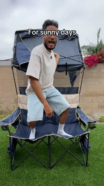 Seats two people and provide shade for both #doublecampingchair #TikTokShopCreatorPicks #dealsforyoudays #SummerVibes #Tiktokshopfathersday 